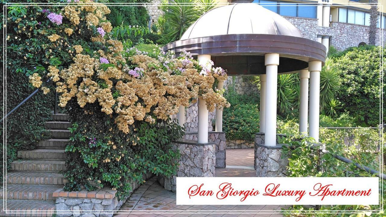 San Giorgio Luxury Apartment Taormina-Panoramic Pool & Parking Space Екстер'єр фото
