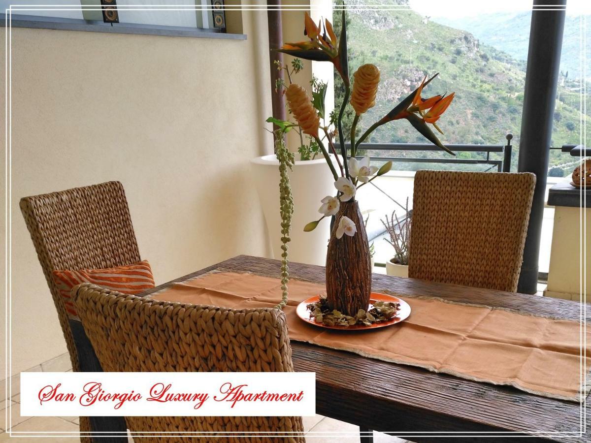 San Giorgio Luxury Apartment Taormina-Panoramic Pool & Parking Space Екстер'єр фото